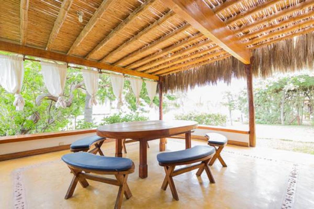 Casitas Pacificas Villa Mancora Exterior photo